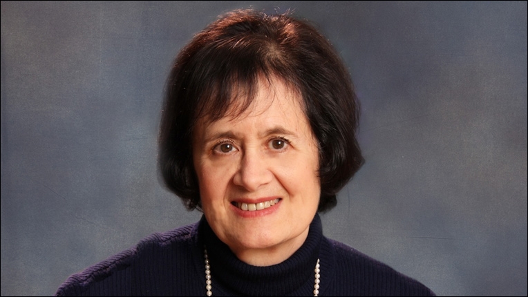 Photo of ACM Policy Award recipient Barbara Simons